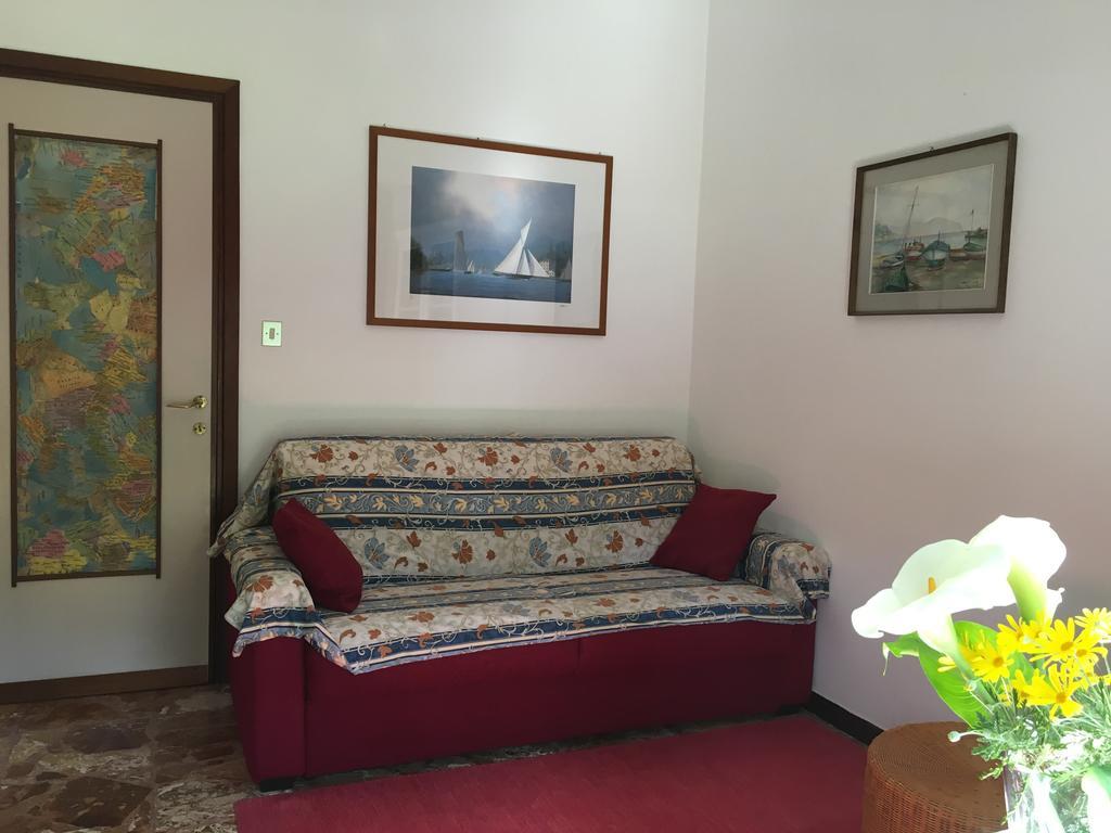 Casa Tra Il Verde E Il Blu Генуа Екстериор снимка